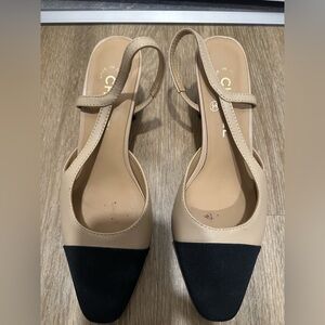 CHANEL Two-Tone Beige and Black Slingback Heels